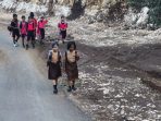 Anak Pacitan berangkan Sekolah di Punung. (Foto : Dok.Pacitanku)