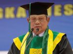 Presiden SBY Menerima Gelar Doktor Honoris Causa dari Unsyiah beberapa waktu lalu. (Foto : Presiden RI)