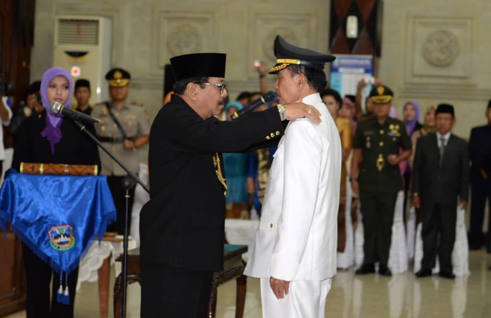 Soedjono resmi dilantik sebagai Wabup Pacitan. (Foto : Humas Pemkab Pacitan)