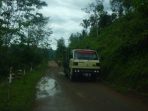 Salah satu Jalan Desa di Dusun Klitik, Desa Kasihan, Tegalombo yang mengalami kerusakan membutuhkan penanganan. (Foto : Dok.Pacitanku)
