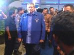 SBY memberikan arahan di depan kader partai demokrat. (Foto : Demokrat/Surya/Tribun)