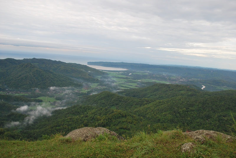 Pacitan saat dilihat dari Gunung Lanang saat siang hari. (Foto : azamunir)