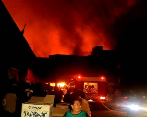 Pasar Johar Kebakaran hebat. (Foto: Jowonews)