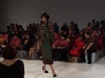 Batik Pacitan yang diubah menjadi lebih modern. (FOto: BIsnis)