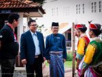 Penari LKP bertemu dengan pangeran Melaka. (Foto: LKP PLB)