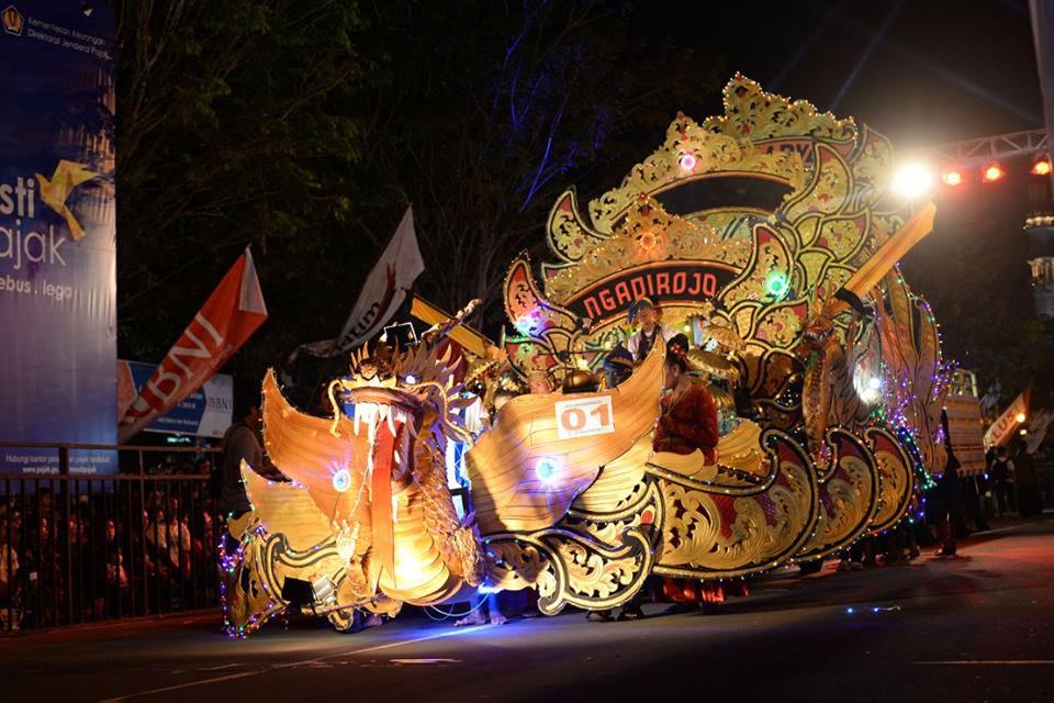 SERU. Penyelenggaraan Festival Rontek IX Pacitan 2016 berlangsung meriah. (Foto: Doc Info Pacitan)