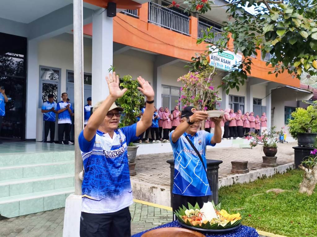 HUT SMAN 1 Ngadirojo