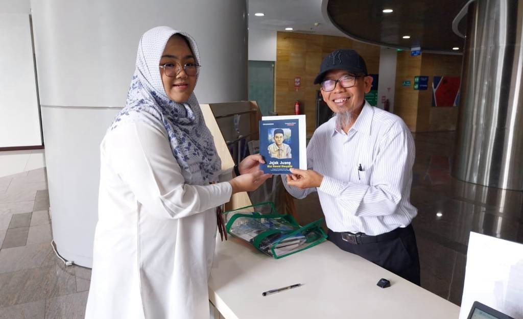 Buku Jejak Juang Kiai Hamid Dimyathi
