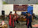 Mahasiswa KKN STKIP PGRI Pacitan Kelompok 13, perangkat desa, dan pegiat seni mengikuti Seminar Budaya tentang pelestarian seni Tayub di Balai Desa Losari.