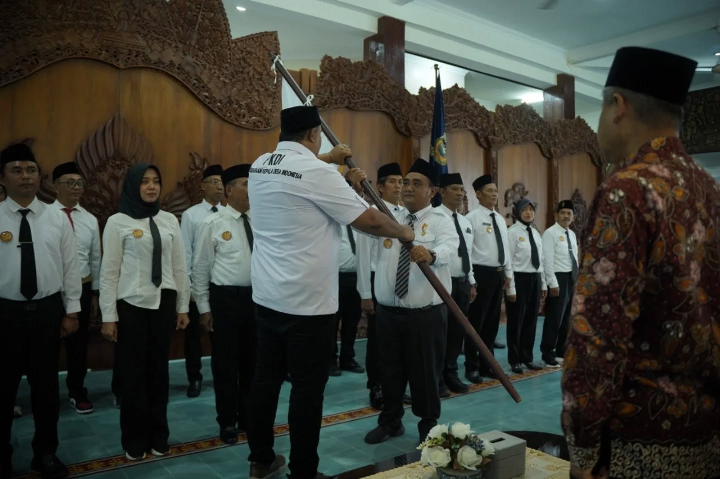 Pengukuhan pengurus DPC PKDI Kabupaten Pacitan periode 2026-2030 di Pendopo Kabupaten.