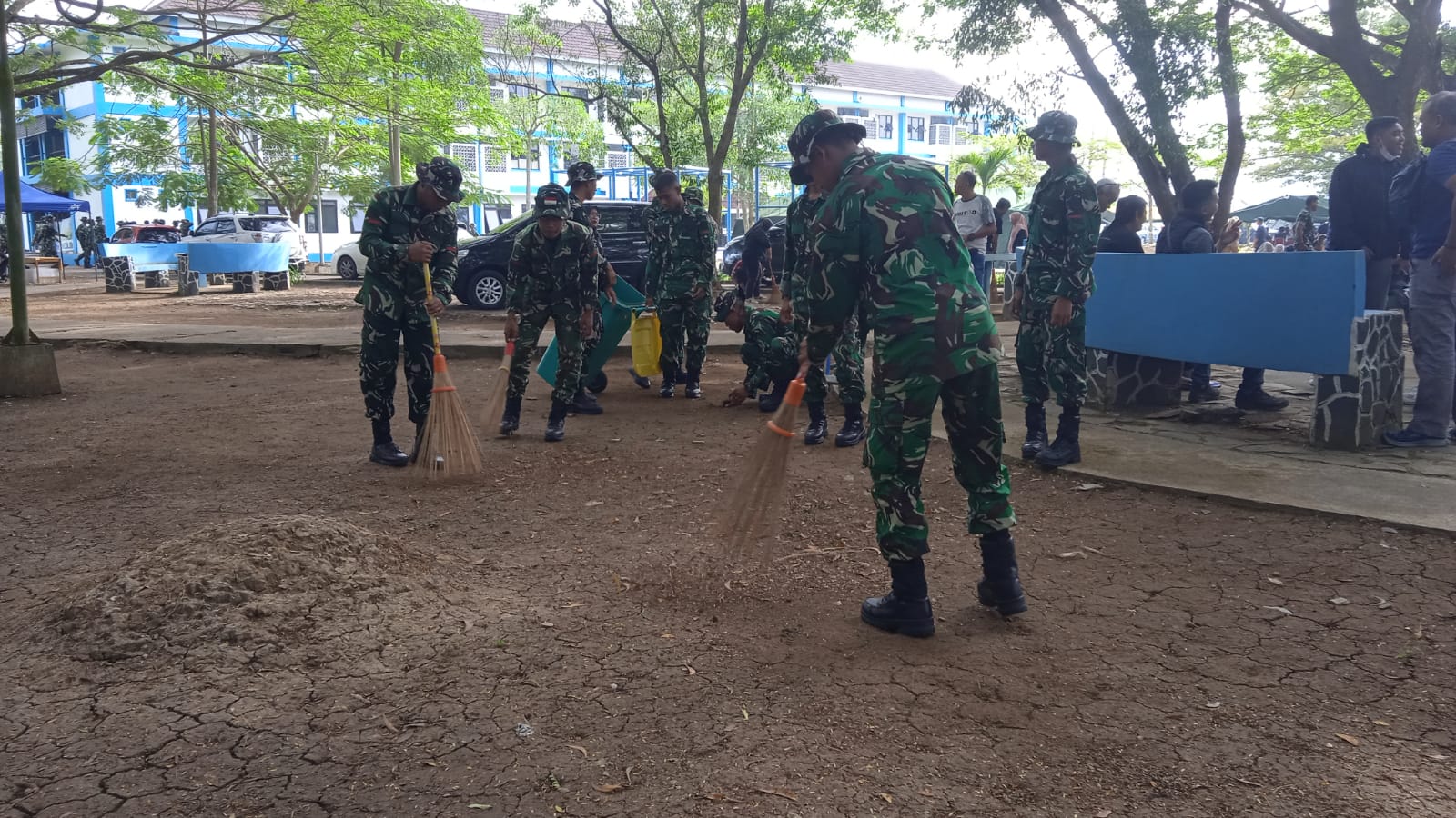 Wisma Atlet Pacitan Jadi Markas Sementara Batalyon 394/SBY.