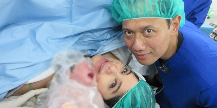 Foto bayi laki-laki anak kedua AHY dan Annisa Pohan yang bernama Arjuna Hanyokrokusumo Yudhoyono.