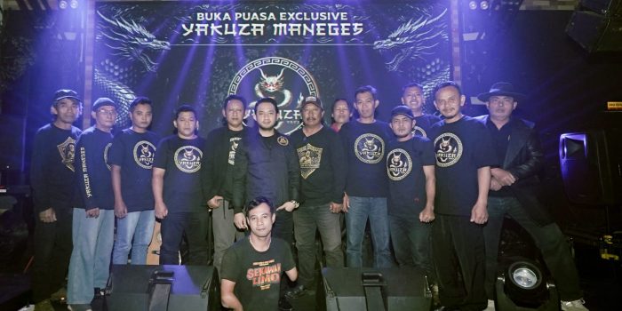 Pengurus Yakuza Maneges Pacitan bersiap melakukan deklarasi advokasi masyarakat.