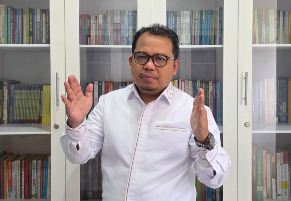 Prof. Dr. Susanto Ketua Umum Asadiktisi memberikan keterangan terkait penolakan sekolah hibrid.