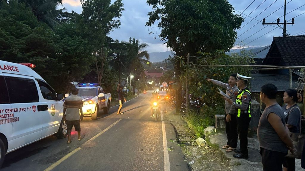 Lokasi kecelakaan maut antara mobil Avanza dan motor RX Special di Jalur Pacitan-Tulakan Desa Mentoro.