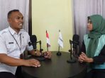 Kepala SRMA 23 Pacitan Nanang Adang Kusdinar saat menjadi narasumber podcast di studio Pacitanku TV.