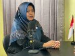 Psikolog Denti Putri Agung Bayu Wardani saat berbincang dalam siniar Kertas Kosong di studio Pacitanku TV.