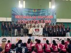 Tim Kontingen Kabaddi FOKSI Pacitan foto bersama raihan medali perak dan perunggu Kejurprov Jatim 2026 di Surabaya.