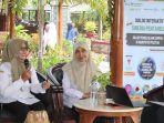 Sanitarian Dinas Kesehatan Pacitan Sri Haryanti saat memaparkan program STBM 5 Pilar untuk mencegah kasus Leptospirosis di Pacitan.