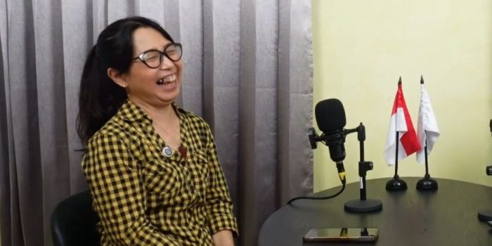 Cik Nonik Ketua AP3 membahas potensi pariwisata budaya Pacitan.