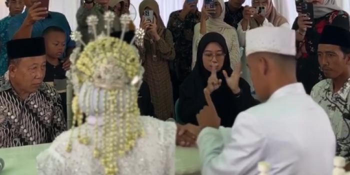 Viral Momen Haru Ijab Kabul Bahasa Isyarat Pernikahan Tunarungu di Pacitan
