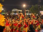 Penampilan Grup Ronthek Bregodo Bumi Wates dari Kecamatan Donorojo di Festival Ronthek Pacitan 2026.