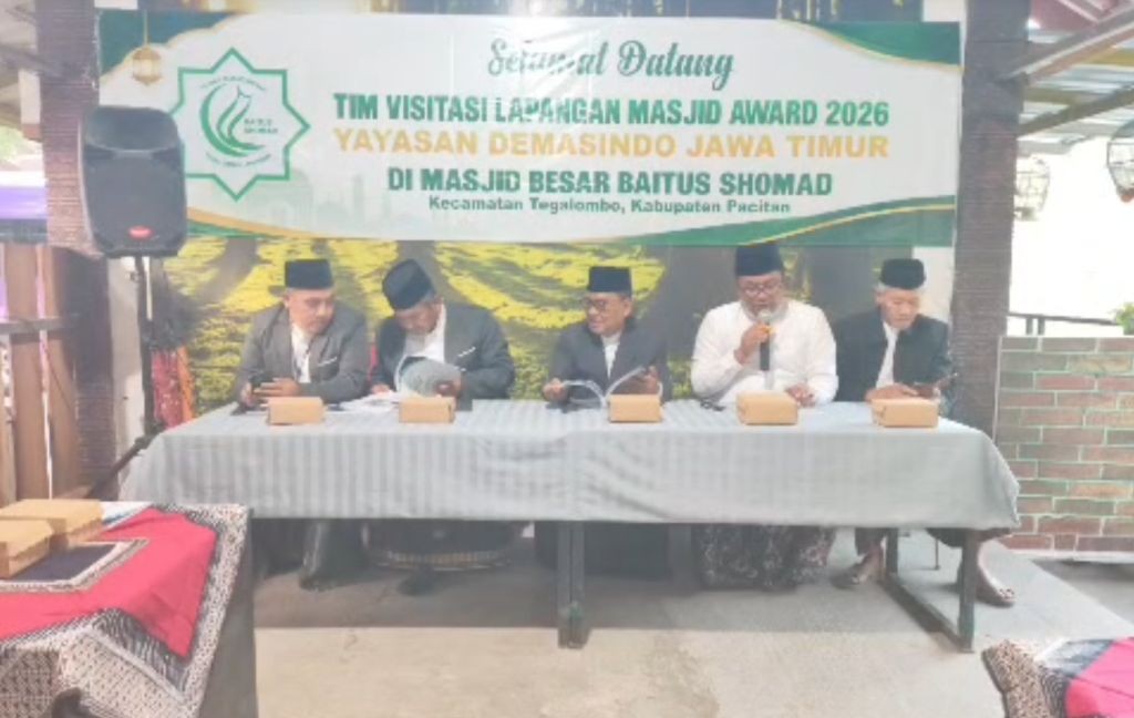 Asesmen Lapangan Masjid Award 2026 di Masjid Baitus Shomad Pacitan Tim asesor PW DMI Jatim melakukan penilaian di Masjid Baitus Shomad Pacitan.
