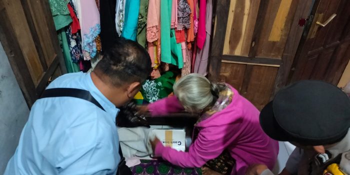 Olah TKP Kasus Pencurian Rumah di Tulakan Pacitan
