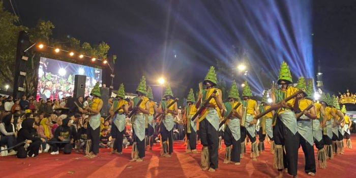 Kontingen MAN Pacitan di Festival Ronthek 2026