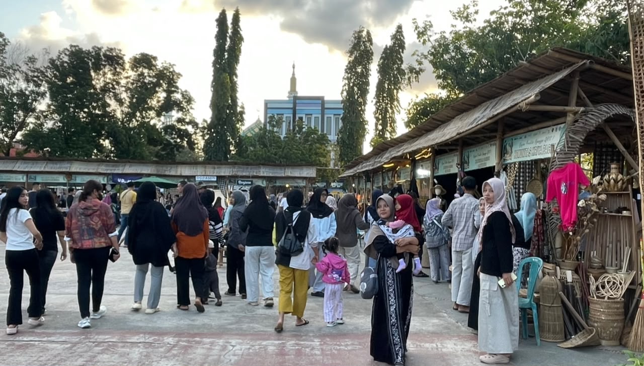 Potret suasana Pasar Krempyeng
