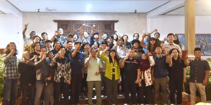 Audiensi Tim Ekspedisi Luweng Ombo bersama Bupati Pacitan. Bupati Pacitan Indrata Nur Bayuaji bersama ratusan penelusur gua dari tim Ekspedisi Gahvara Yava Luweng Ombo 2026.