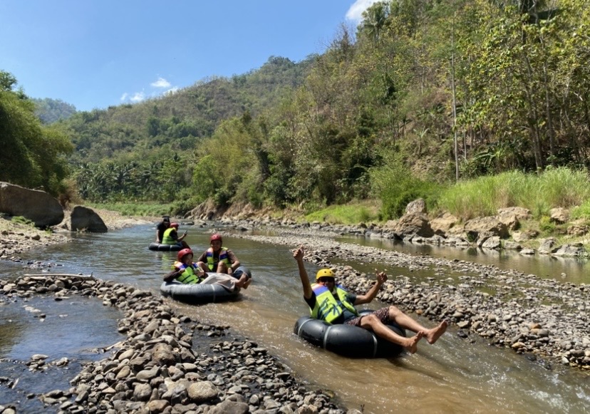 River Tubing Grindulu