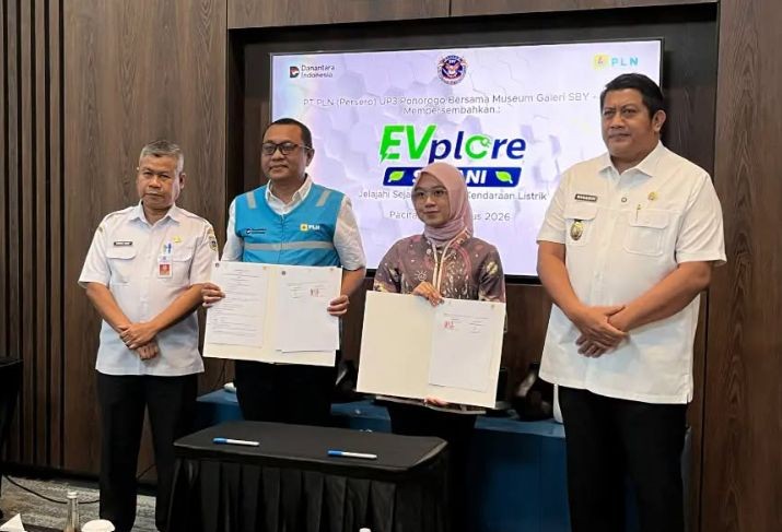 Peresmian Infrastruktur SPKLU Museum SBY-Ani Pacitan Peresmian SPKLU dan peluncuran program EVplore SBY-Ani di Museum dan Galeri Seni SBY-Ani Pacitan