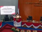 Juru bicara Fraksi PDIP Mardiyanto menyampaikan pandangan umum terkait P-APBD Pacitan 2026