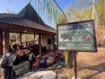 Umbul-Doa-Ekspedisi-Gahvara-Yava-2026 Peserta Ekspedisi Gahvara Yava 2026 melaksanakan tradisi Umbul Doa di kawasan Luweng Ombo, Pacitan.