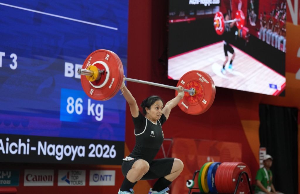 Medali Perunggu Luluk Diana Asian Games Nagoya Luluk Diana Tri Wijayana, atlet asal Punung Pacitan, mengangkat beban di Asian Games 2026.