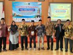 Ketua ICMI Jatim Pitono Nugroho berfoto bersama Ketua Umum ICMI Pacitan Subiyanto Munir, Dewan Penasihat Wasi Prayitno, dan Dewan Pakar Joko Triyono di Gedung Karya Dharma.