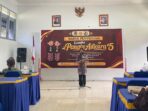 Peserta mengikuti babak penyisihan Lomba Panata Adicara ke-5 yang digelar Karang Taruna dan KNPI di Aula Dinas Sosial Kabupaten Pacitan.