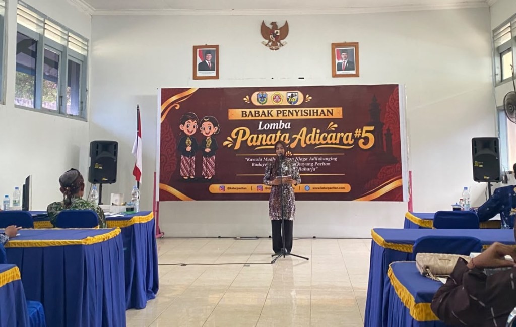 Babak Penyisihan Lomba Panata Adicara ke-5 Kabupaten Pacitan 2026 Peserta mengikuti babak penyisihan Lomba Panata Adicara ke-5 yang digelar Karang Taruna dan KNPI di Aula Dinas Sosial Kabupaten Pacitan.