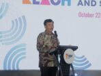 Kepala Badan Komunikasi Pemerintah RI Syahganda Nainggolan memberikan pemaparan tentang anggaran media lokal dan etika jurnalisme di Local Media Summit 2026.