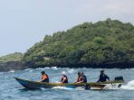Kualitas Udara Pacitan Terbaik di Jawa Timur Pemandangan alam pegunungan dan pantai di Kabupaten Pacitan Jawa Timur yang bebas polusi udara.