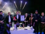 Penyerahan Sertifikat Rekor MURI Langen Tayub Pacitan kepada Edhie Baskoro Yudhoyono Wakil Ketua MPR RI Edhie Baskoro Yudhoyono menerima piagam Rekor MURI Langen Tayub Pacitan pada Gebyar Langen Tayub Pacitan 2026